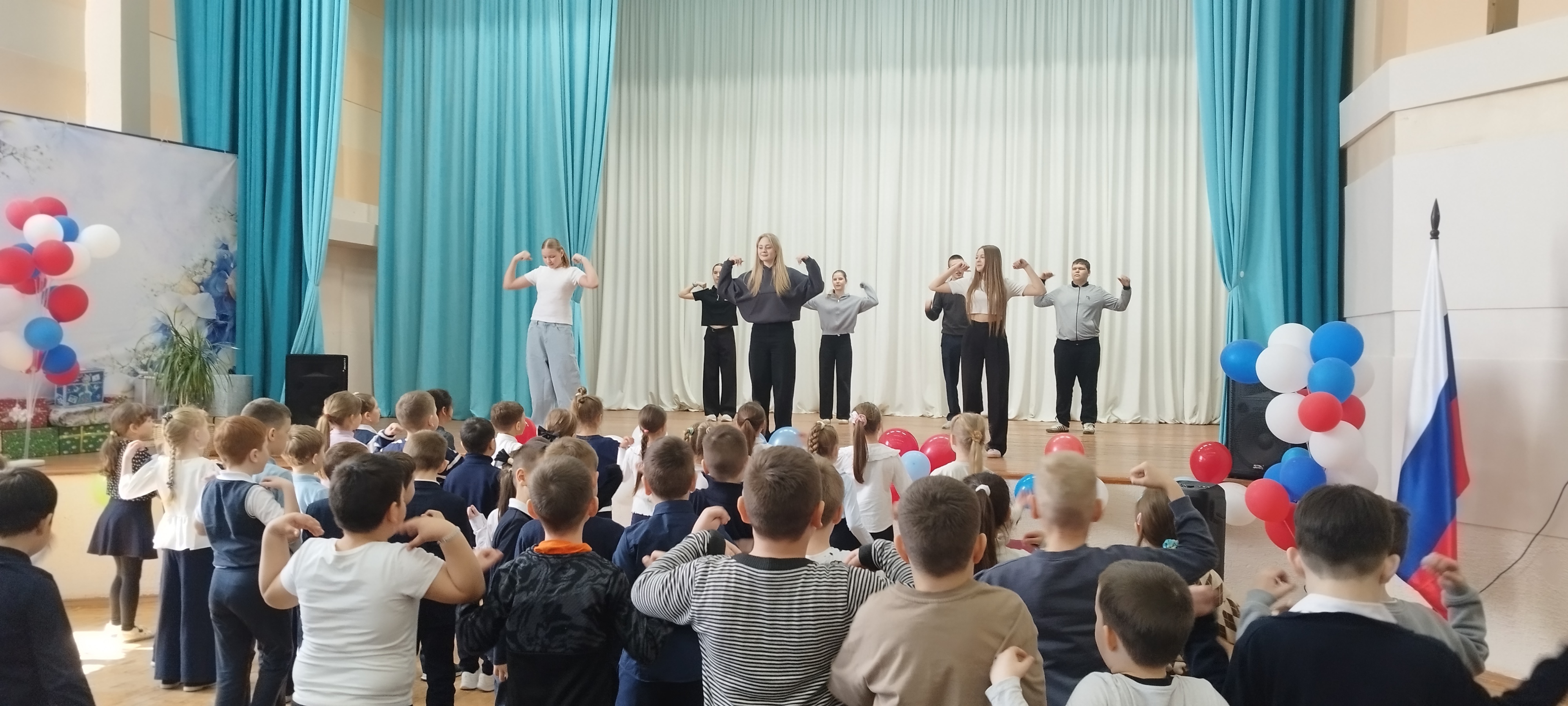 Сегодня у нас была самая весёлая и бодрая зарядка*.