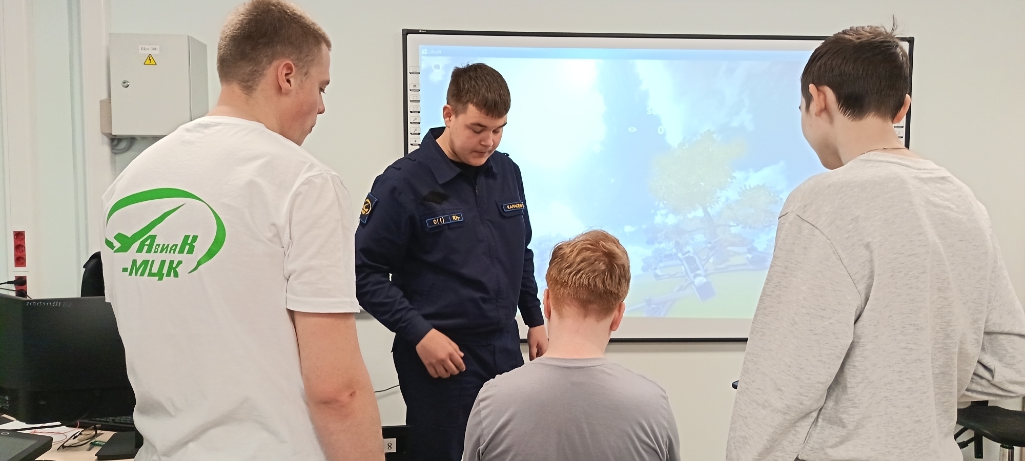 Экскурсия в &amp;quot;Ульяновский авиационный колледж - Межрегиональный центр комплектаций&amp;quot;..